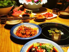 -黔诚多彩火锅(甲秀楼店)
