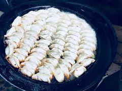 -黄阿姨锅贴大王(万航渡路店)