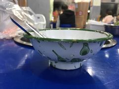 -马路边边·成都串串(翠柏路店)