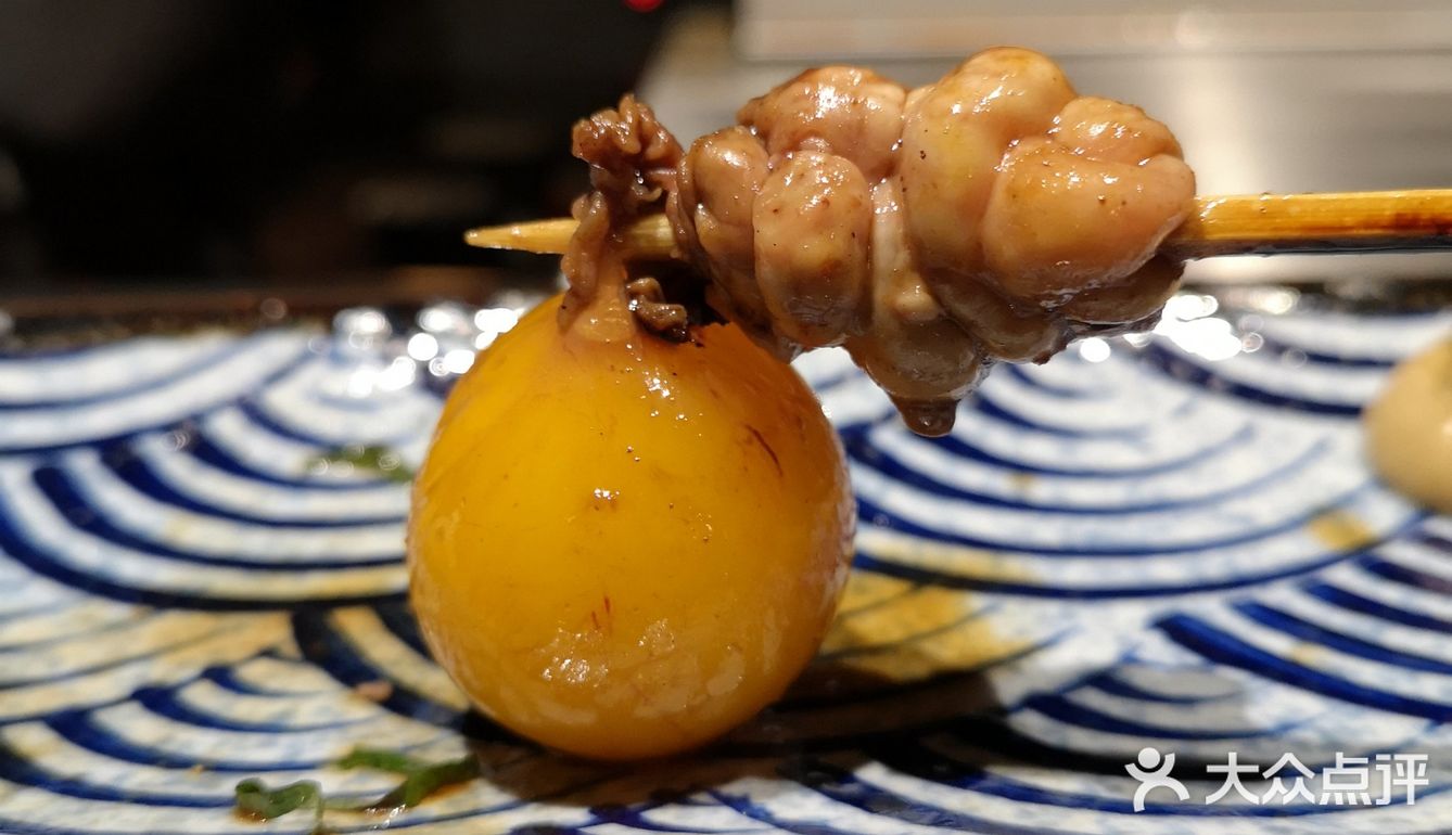 店的位置非常好找，就在小小意大利格力，路边很多停车位