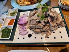 -俭寨大盘鸡·手抓肉·烧烤新疆菜(乌苏路店)