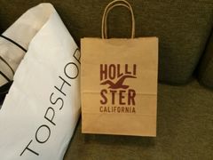 -Hollister(希慎广场店)