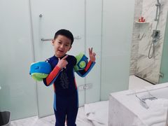-上海滴水湖皇冠假日酒店