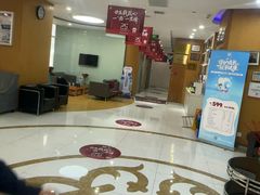 -雅悦齿科(顾村公园店)