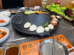 -彭妈家•韩国烤肉料理(张杨路店)