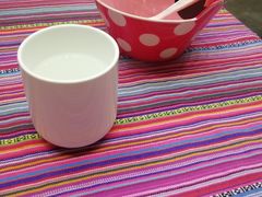 -香巴拉云南餐厅(华莱坞店)