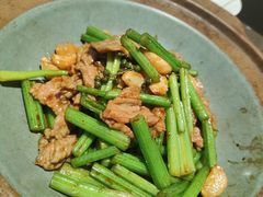 -吕氏焗小鲜•海鲜青岛菜(总店)