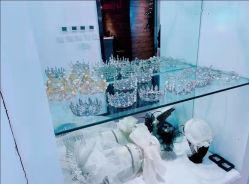 -THE QUEEN(北京店)