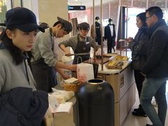 -奈雪的茶(亨特国际广场店)