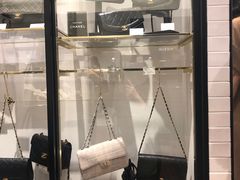 -Chanel(德基广场店)