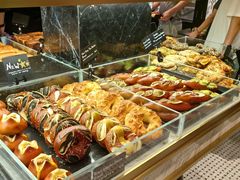 -BUTTERFUL&CREAMOROUS 黄油与面包(万象城店)