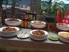 -新艺自助美食城(中山路店)
