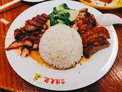 双拼饭-澳门陈光记烧味饭店(南京德基广场店)
