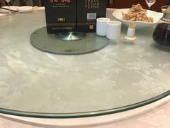 -品悦酒店(三林古镇店)
