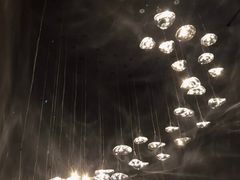 -文艺复兴百货(米兰大教堂广场店)