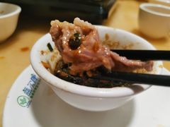 猪脊髓拼天衣无缝-华哥新鲜猪精品美食