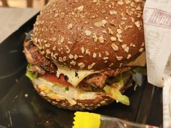 -The Habit Burger Grill 哈比特汉堡(复兴soho店)