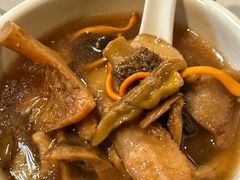 -菌海森林·非遗野生菌火锅(西山区滇池路摩根道店)
