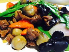 鲜菇兰豆炒牛肉-大笑饭堂(甲子桥店)