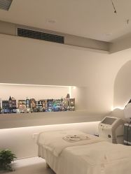 点击看大图 -海菲秀·飞顿牛奶光·LDM官方授权中心美轮美浣瓷感美肌