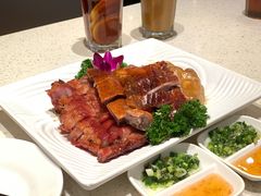 烧味三拼-香港新发烧腊茶餐厅(书城店)