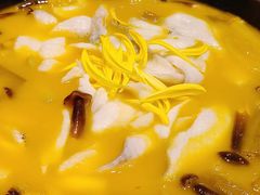 花胶鸡汤酸菜鲈鱼-渔语鱼酸菜鱼新川菜(来福士店)