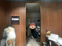 -LensCrafters亮视点·OAKLEY精选(静安嘉里中心店)