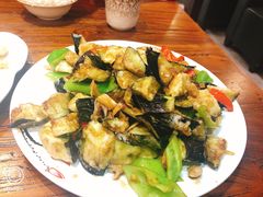 -老胶东家常菜馆(市场一路店)