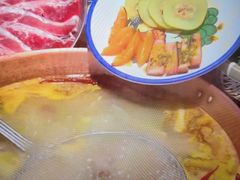 -洱火云南酸菜牛肉火锅(石景山当代商城店)