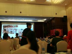 -无锡鼎尚皇冠酒店