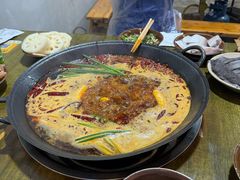 -黄潇洒老火锅(九眼桥宏济巷店)