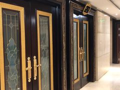 -碧中海汤泉汗蒸酒店