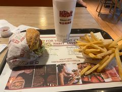-The Habit Burger Grill 哈比特汉堡(复兴soho店)