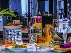 -唐拉雅秀酒店-西锦汇空中BBQ·思创餐厅