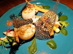 香煎扇贝配迷你海鲜墨鱼汁米粉及香草泥-AZUL by FUEL蓝色·法式酒馆(琶醍店)