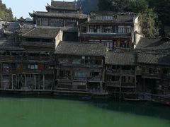 景观位-临江餐馆二楼美食部落
