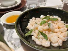 龙井虾仁-湖滨28中餐厅·西湖宴·杭州君悦酒店
