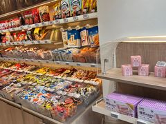 -来伊份(我格广场武宁路店)