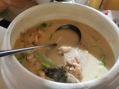 -沪华海鲜大酒楼(南汇店)