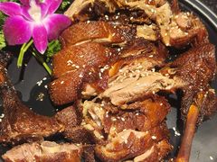 -小饕荟雅安贡椒鱼鲜馆(广福桥店)