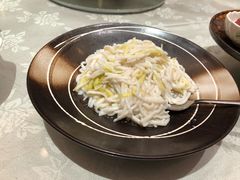 -品悦酒店(三林古镇店)