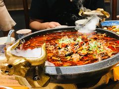 镇店水煮牛肉-厨道重庆菜馆(鸳鸯店)
