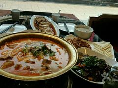 android_upload_pic-老牌坊•鲁菜名店•地道济南菜(大观园商埠店)