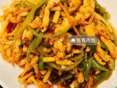 胡萝卜炒肉丝-合合春饼·酱骨·东北菜(潘家园店)