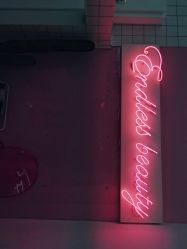 -Godhands美发设计沙龙