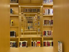 -漕河泾街道图书馆(漕河泾社区文化活动中心店)