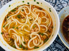 小锅米线-蝴蝶泉宾馆-中餐厅