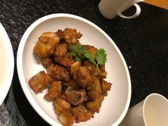 -鱼鲜饭香·招牌汽锅剁椒鱼头王