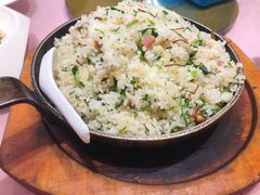 -侬佳蒸菜馆(听潮店)