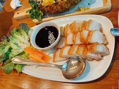 -Chom Cafe and Restaurant